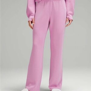 lululemon Softstreme Pants – Size 4 – Pink – New Without Tags